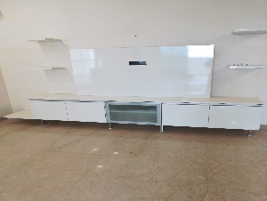 SRK Wood Polish and Spray Painting