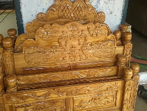 Santhanam Wood Carpenter