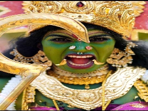 Sri Bhagavathi Amman Manthriga Parikara Maiyam