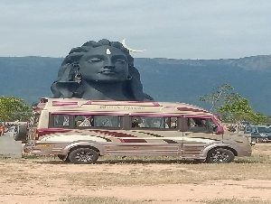 Sri Murugan Travels